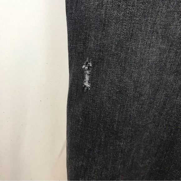 Old Navy Women High-Rise OG Straight Jeans - Picture 4 of 16